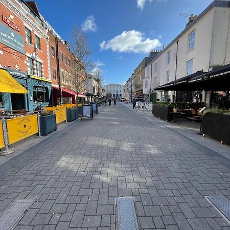 Oxford Street Stays เซาธ์แธมป์ตัน ภายนอก รูปภาพ